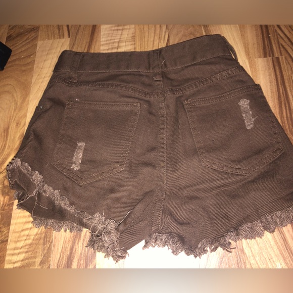 Jean shorts - Picture 2 of 3